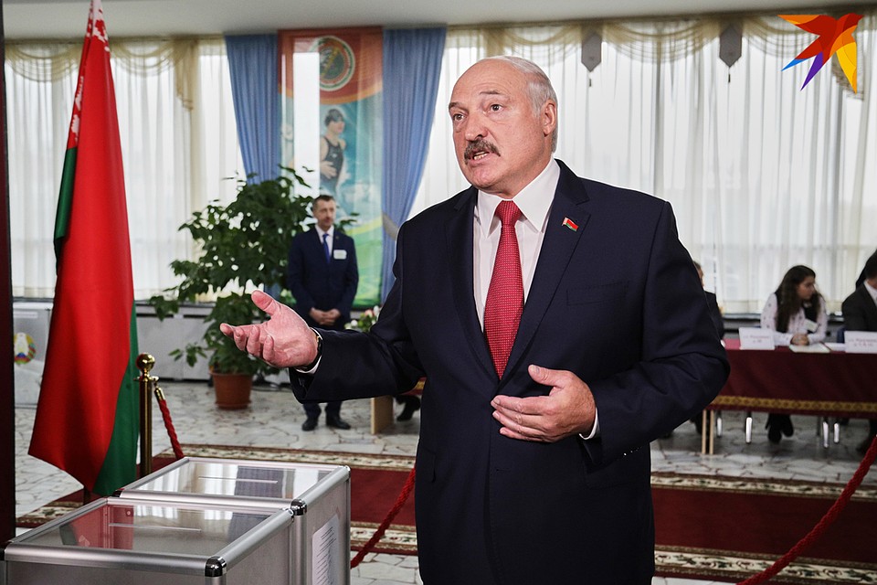 Лукашенко сказал, что мероприятия к 75-летнему юбилею Великой Победы не планируют отменять из-за коронавируса.