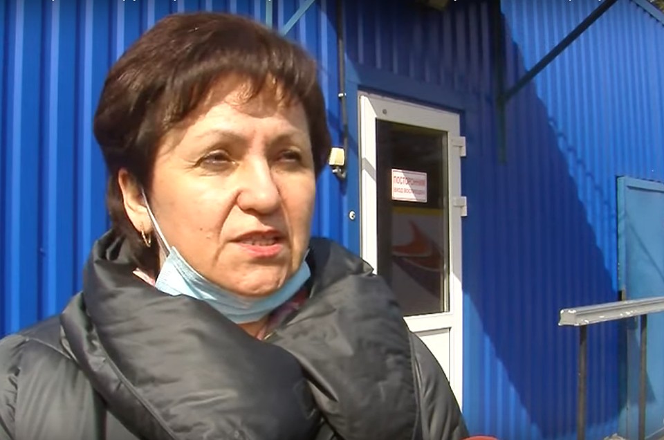 Ольга Николаевна призвала пенсионеров временно не выезжать за пределы Республики. Скриншот из видео Мининфо ДНР