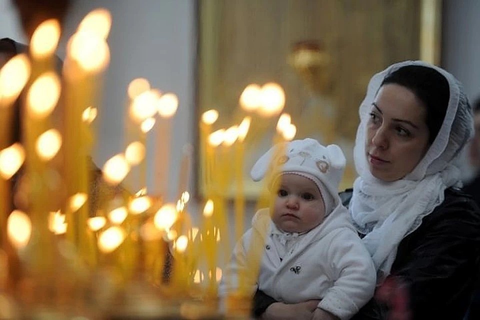 Церкви в Беларуси открыты, а службы в них проводятся.