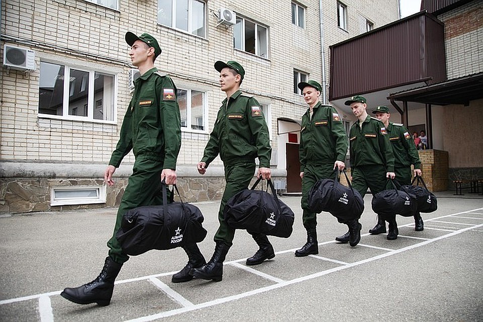 Для предотвращения возникновения и дальнейшего распространения инфекции все военкоматы переходят на дистанционную деятельность