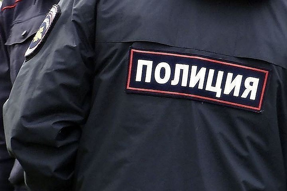 Подозреваемого в хранении наркотиков задержали полицейские Фото: архив "КП"