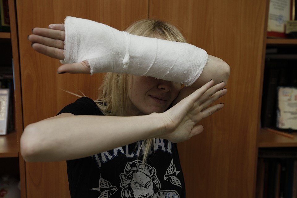Жертвы домашнего насилия не спешат обращаться за помощью