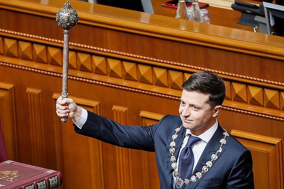 Год назад Владимир Зеленский вступил в должность президента Украины.
