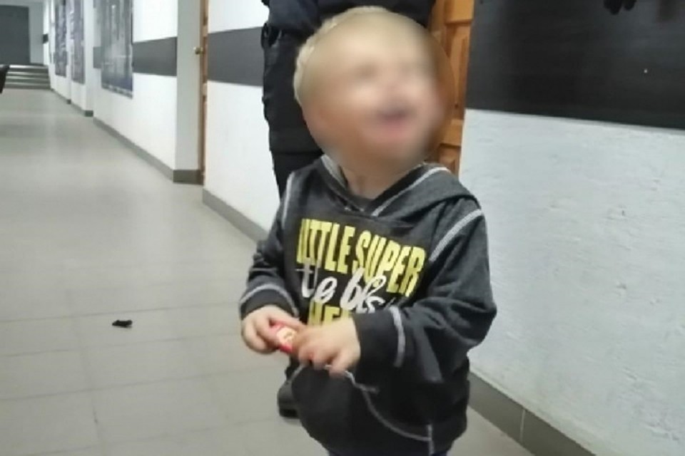 Малыш здоров и чувствует себя хорошо.