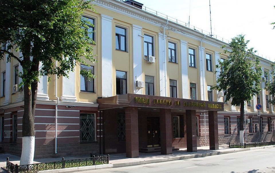 Полицейские разыскивают мошенников, личность которых пока не установлена.