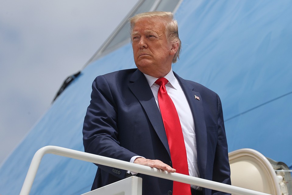 Трамп хотел уволить главу Пентагона из-за разногласий по поводу протестов
