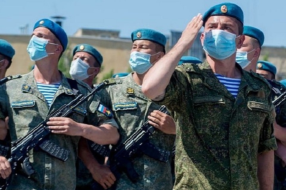 Военные пройдут по Театральной площади