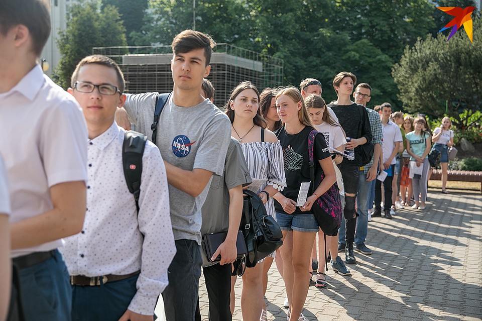 Вступительная кампания-2020 пройдет позже обычного