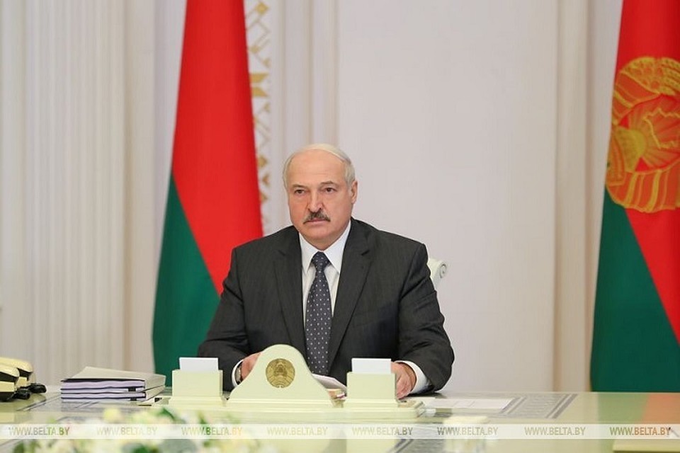Президент поручил повсеместно организовать мини-рынки. Фото: belta.by.