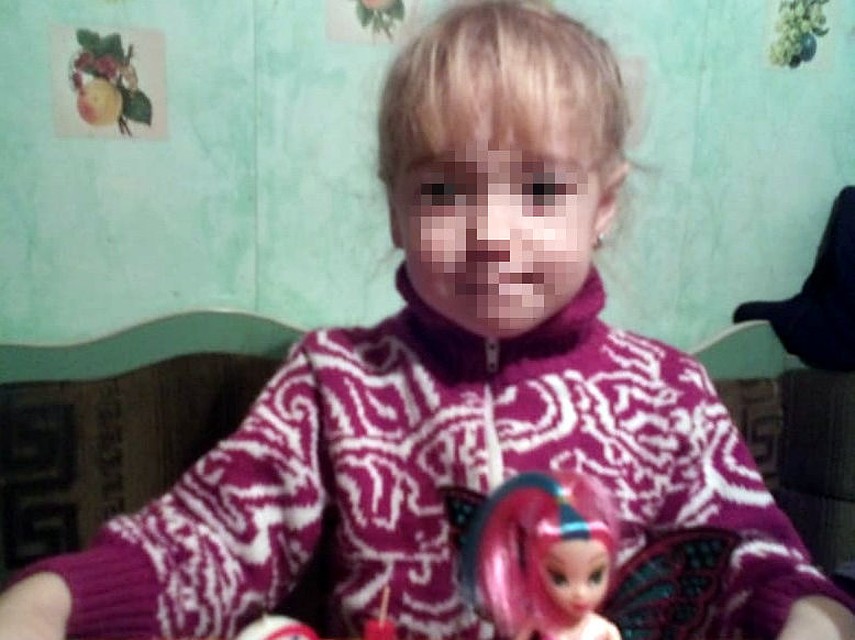 Взрослые фактически заставляют ребенка выбирать между мамой и папой