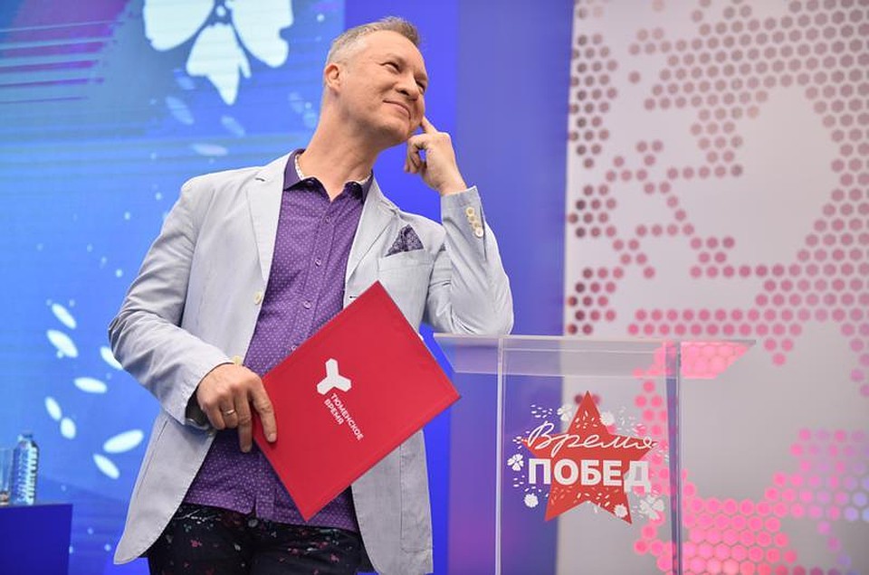 Сегодня у тюменцев есть возможность выиграть автомобиль или квартиру. Фото - "Тюменское время".