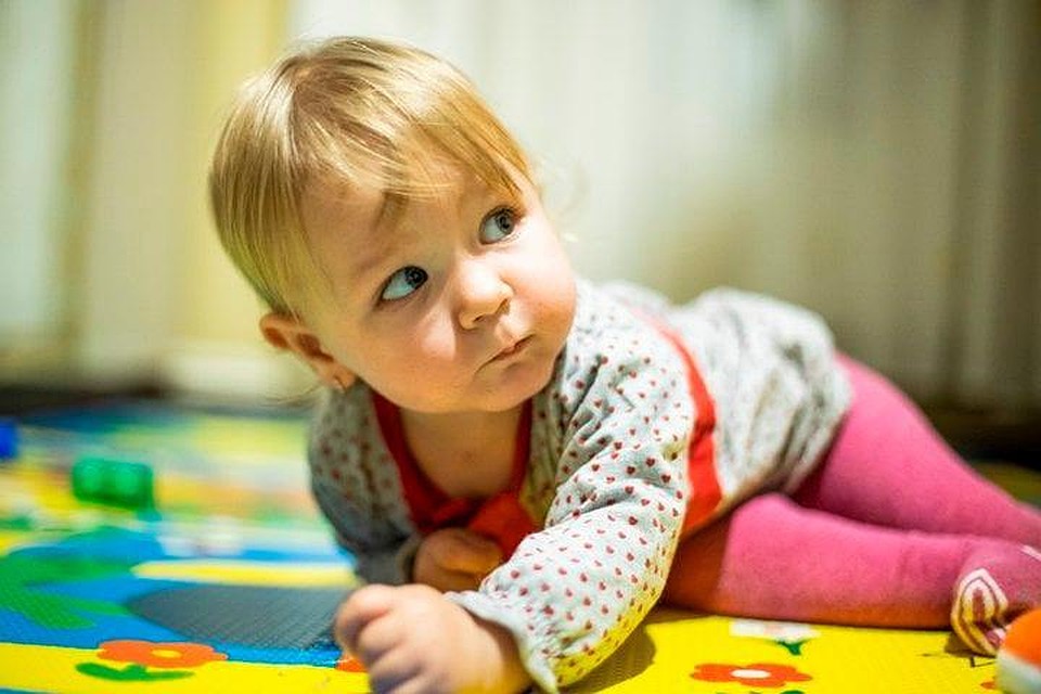 По словам родителей, Милана чувствует себя хорошо.