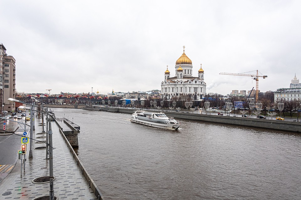 Часть ризы была найдена и в Ярославле и передана русской церкви. Сейчас она находится в Храме Христа Спасителя.