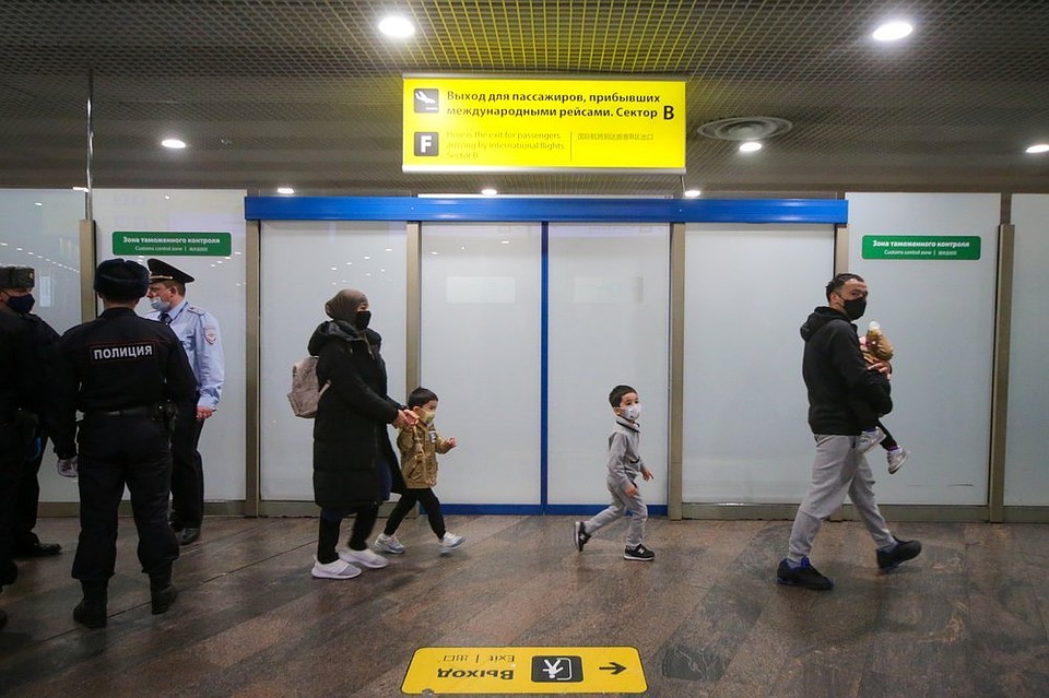 Из черногорского Тивата вывозной рейс доставил в Москву 80 наших соотечественников