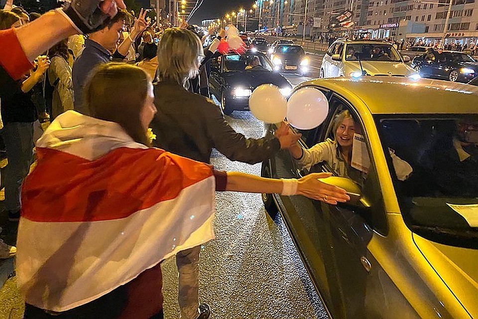 В Минске не утихают протесты против результатов выборов президента.