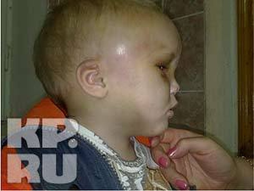 Деткам доставалось и от родной мамы Светланы, и от отчима Сергея.