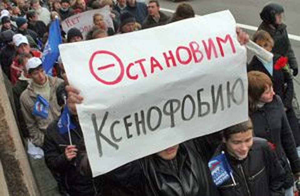 Демонстранты питерского «Марша против ненависти» просят людей оставаться людьми.