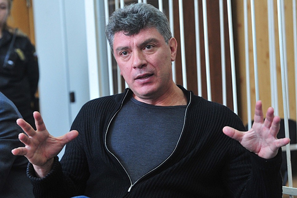 Бывший вице-премьер РФ Немцов не может попасть на Украину