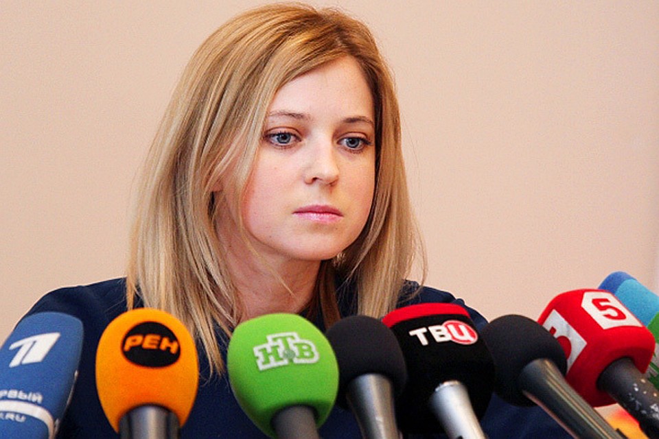 Толпы восхищенных фанатов не дают покоя прокурору Крыма Наталье Поклонской