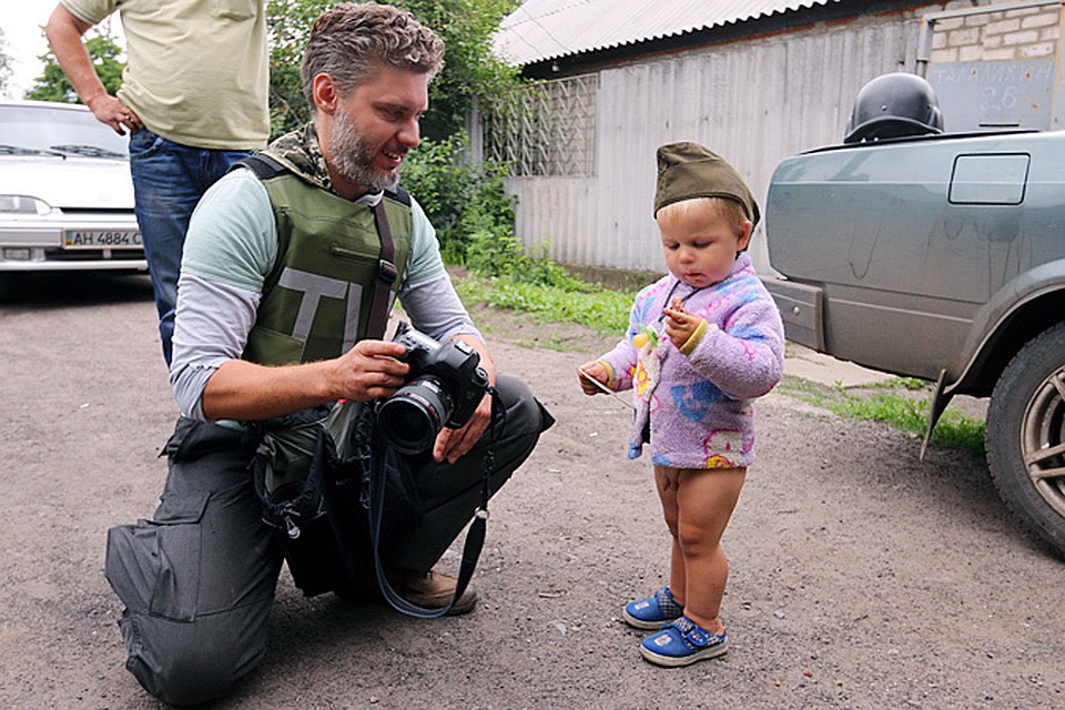 СК подтвердил гибель фотокорреспондента Стенина