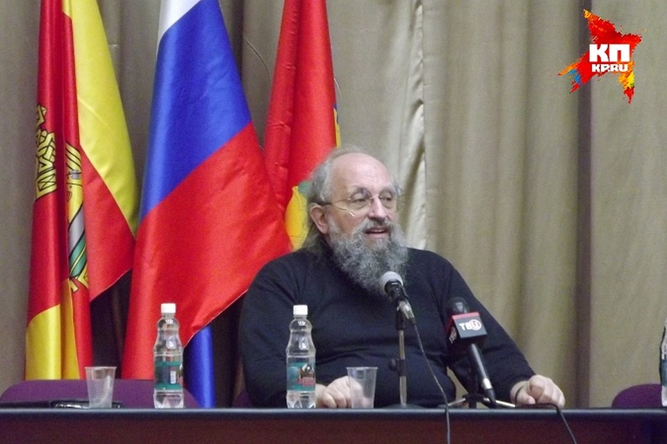 Известный публицист и телеведущий Анатолий Вассерман рассказал о светлом будущем