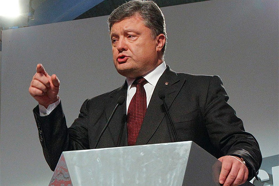 В день 70-летия освобождения Украины от немецко-фашистских захватчиков возглавляющий сейчас страну Петр Порошенко обратился к нации