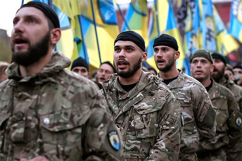 В общем, Украина своих не бросает: инвалиды умственного труда помогают физическим инвалидам карательного дела.