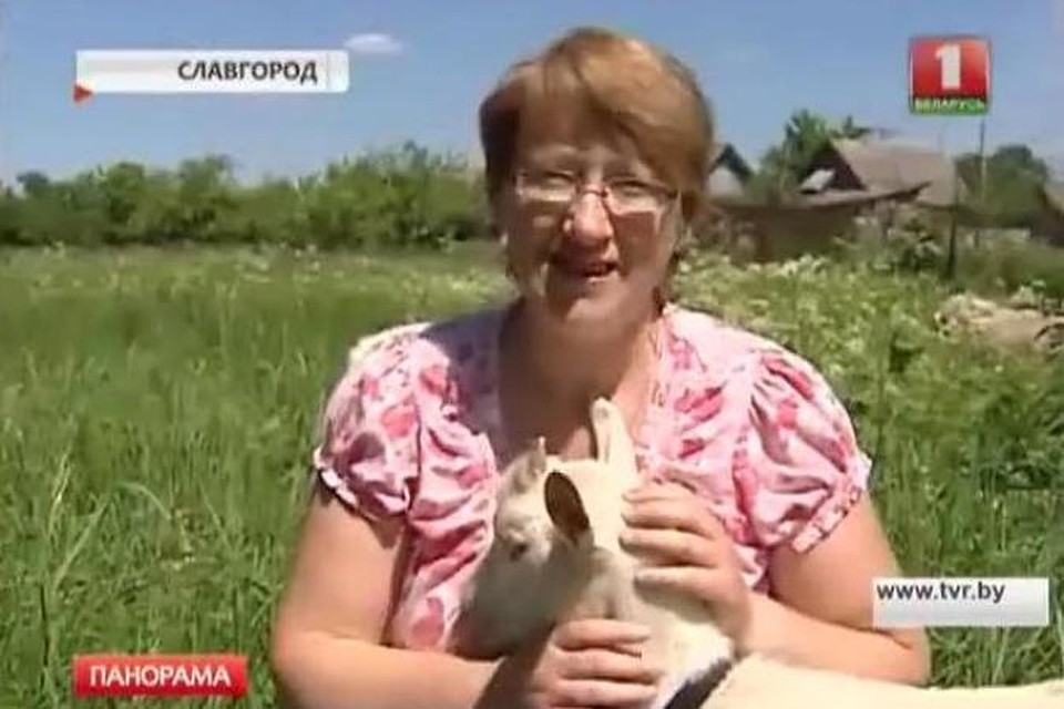 Галина Таран назвала козленка от президента Дариком. Фото: скрин видео АТН "Агентство телевизионных новостей" НГТРК.
