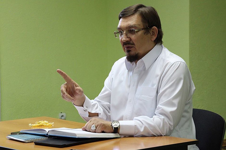 Муфтий Саратовской области о судье-«шайтане»: «Невежественные люди пытаются ограничить Конституционные права мусульман»
Фото: Facebook Мукаддаса Бибарсова