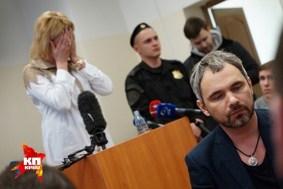 Светлана Рябова (слева) потребовала с зятя Лошагина три миллиона