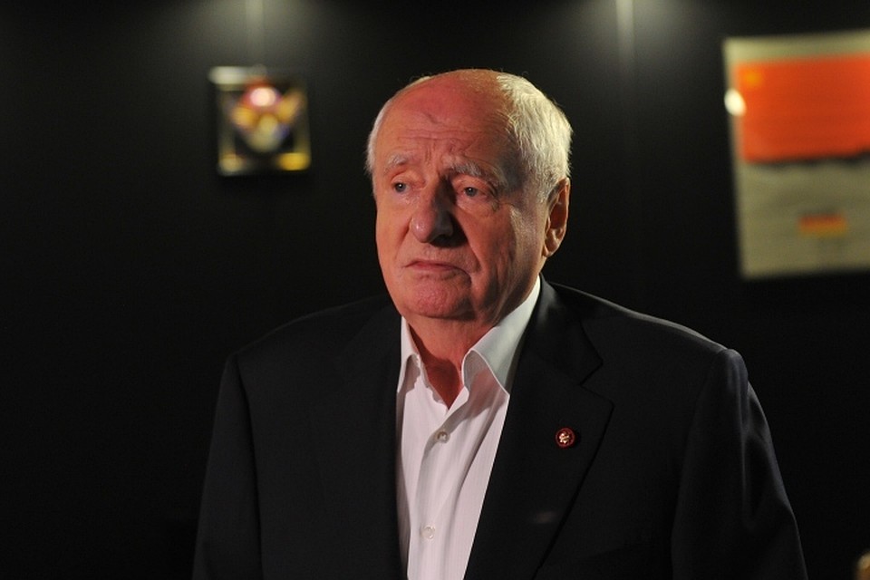 Марк Захаров