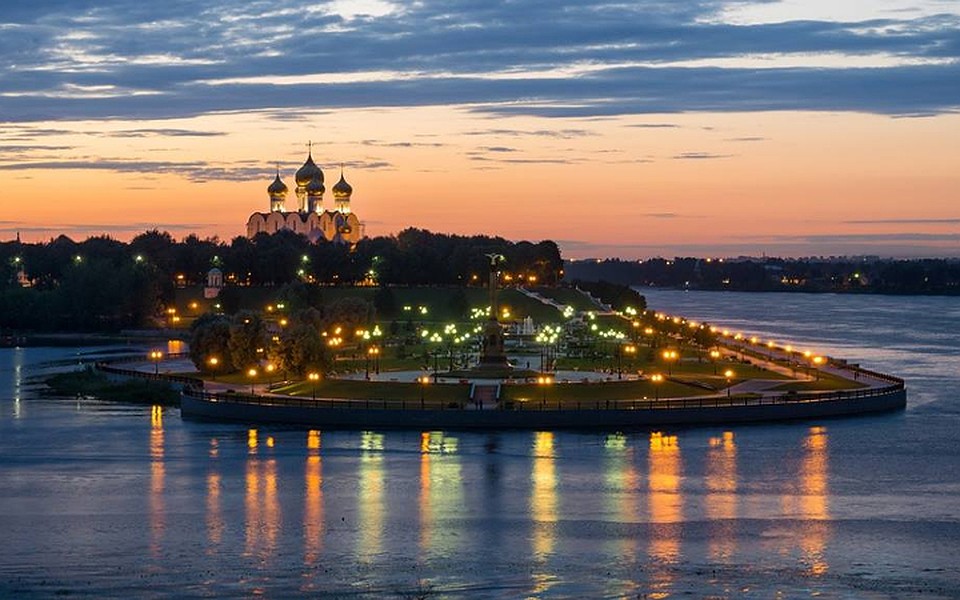 В Ярославле устроят "Пир на Волге". Фото: facebook.com/VolgaFoodFest/