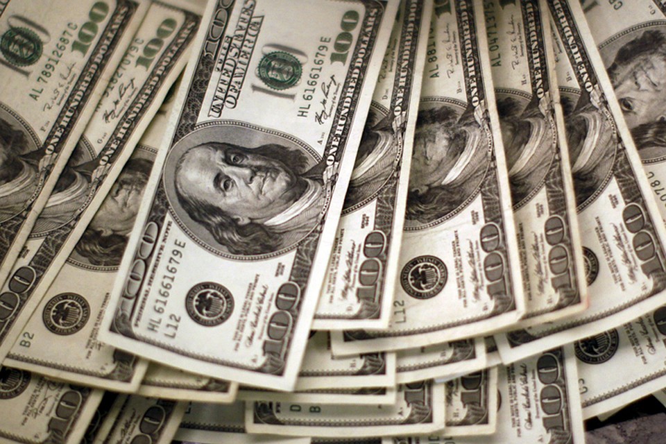За доллар к концу дня давали 62,2 рубля