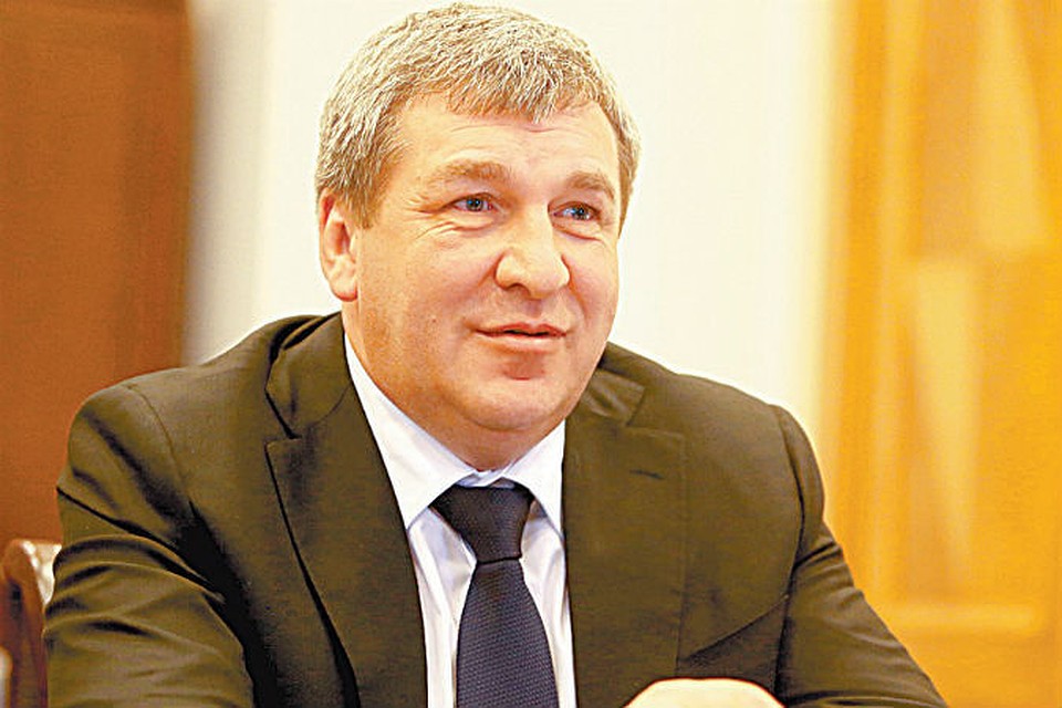 Чиновник проработает на стройке до самого конца.