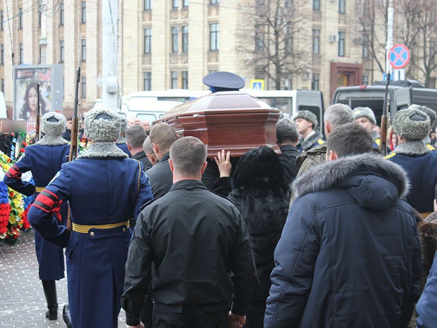 Церемония прощания с Денисом Налетовым