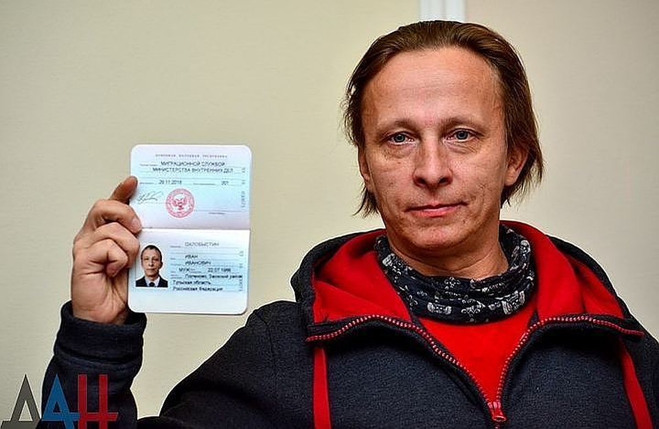 Иван Охлобыстин получил паспорт ДНР. Фото: Донецкое агентство новостей