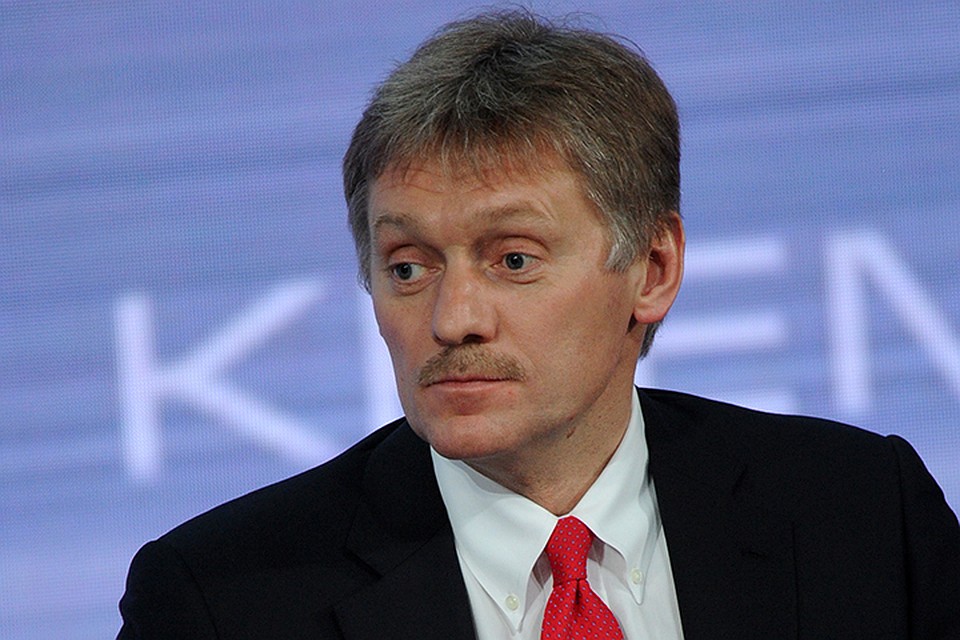 Версия о теракте не является основной, - рассказал журналистам пресс-секретарь президента России Дмитрий Песков.