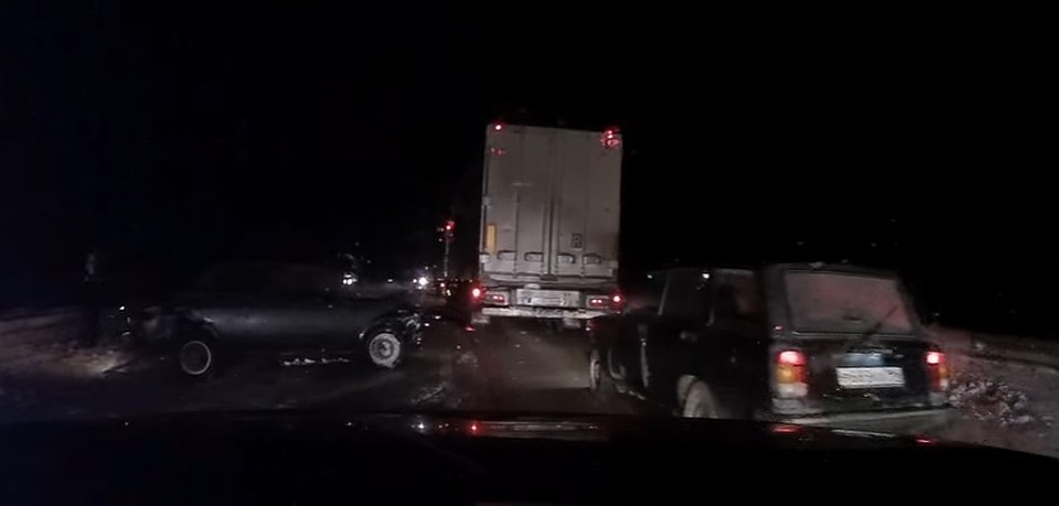 Фото: скрин видеозаписи с места аварии.