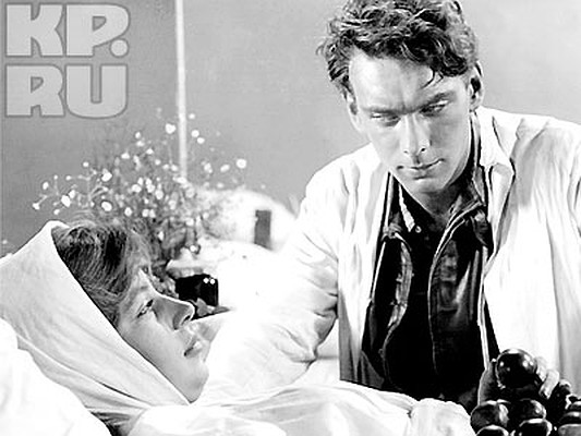 Главная роль: шофер-дальнорейсовик Сашка Румянцев. Фильм 1955 года, режиссер Иосиф Хейфиц. Фото: russiancinema.ru