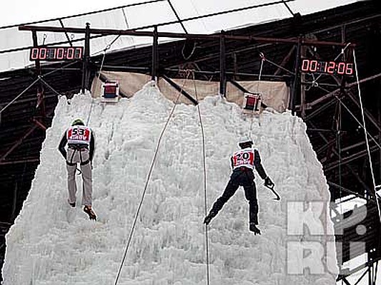 В Кирове прошел чемпионат России по ледолазанию