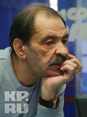 Над вопросами, порой, приходилось серьезно задумываться