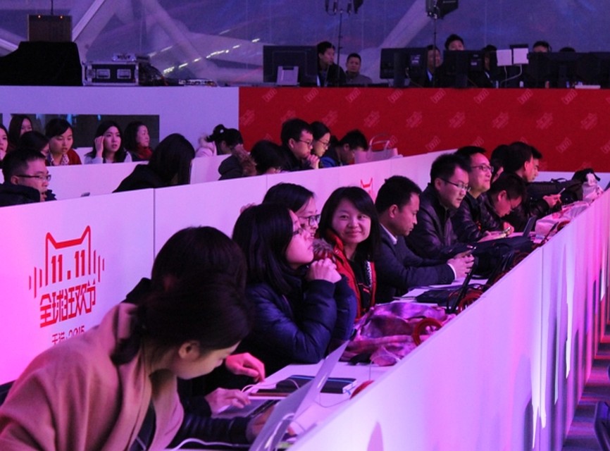 Освещать открытие Global Shopping Festival приехали журналисты со всего света Фото: Дарья ПАНКИНА