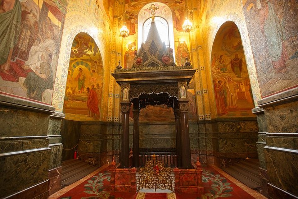 На месте убийства царя построили храм Спас на Крови Фото: Александр ГЛУЗ