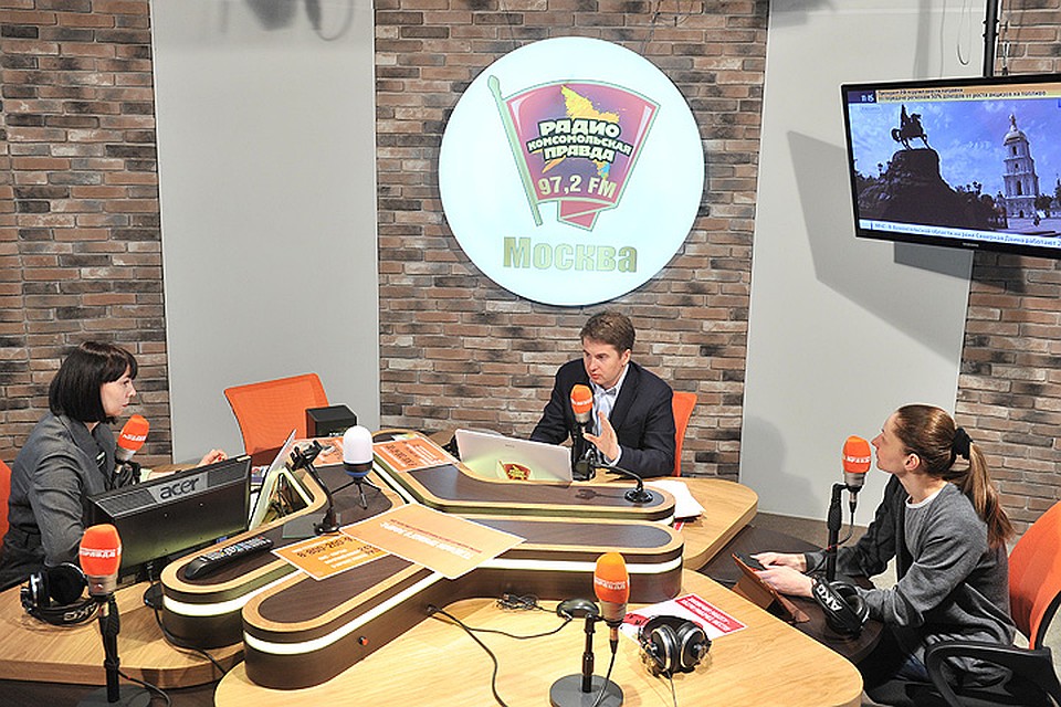 В эфире радио «Комсомольская правда» (97,2 FM) Алексей Немерюк ответил на самые горячие вопросы Фото: Михаил ФРОЛОВ