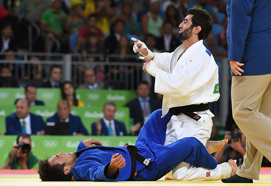 Россиянин Беслан Мудранов стал олимпийским чемпионом по дзюдо Фото: EAST NEWS