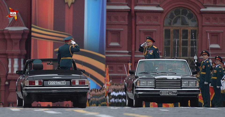 Министр обороны, генерал армии Сергей Шойгу принимает парад Победы Фото: Виктор ГУСЕЙНОВ