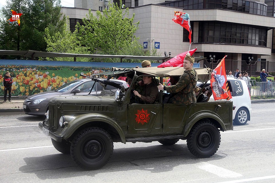 Праздничный автопробег, посвященный Дню Победы в Ставрополе Фото: Дмитрий АХМАДУЛЛИН