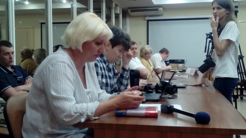 По словам депутата, бороться надо не с производителями сигарет, а с курением. Фото: Григорий ЛЕОРДА