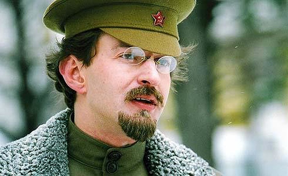 12 лет назад Хабенский уже играл Троцкого Фото: кадр из фильма