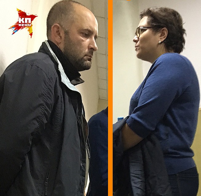 Родители Максима П. (имя изменено) в помещении суда. Фото: Александр РОГОЗА